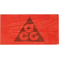 Полотенце Nike TOWEL ACG PICANTE красное 80 х 145 см