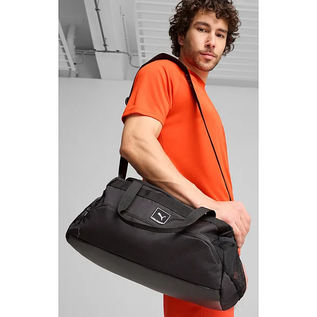 Сумка спортивна Puma TRAINING Small Sports Bag 21L чорний 22x43x22 см