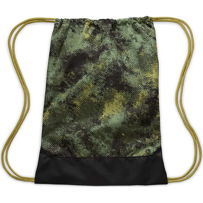 Рюкзак-мешок Nike NK BRSLA DRWSTG 9.5 CAMO AOP 18L хаки черный 36x51х5 см
