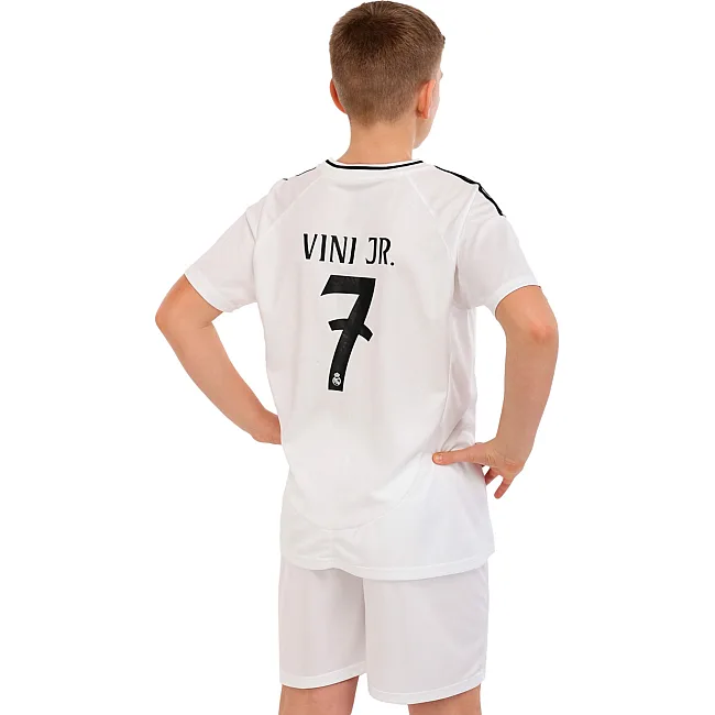 Футбольна форма дитяча із символікою клубу
 REAL MADRID VINI JR 7 домашня 2025 SP-SPORT

 CO-4635 20-30 (Білий)