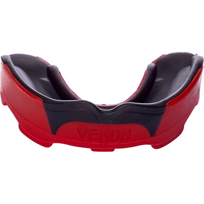 Капа для бокса
 двухслойная VENUM PREDATOR HK-VN2046 (Красный-черный)