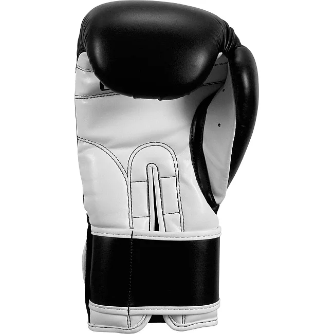 Боксерские перчатки TITLE Classic Pro Style 3.0 Black/White (капа в комплекте)