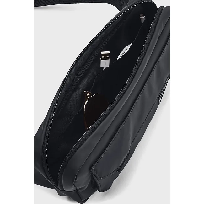 Сумка на пояс UNDER ARMOUR Triumph Crossbody 3,5L чорний  29x14x5 см