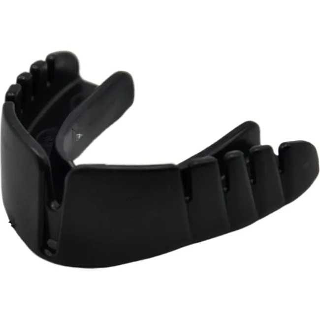 Боксерская капа OPRO Snap-Fit UFC детская (возраст до 10) Black (ufc.002263001)