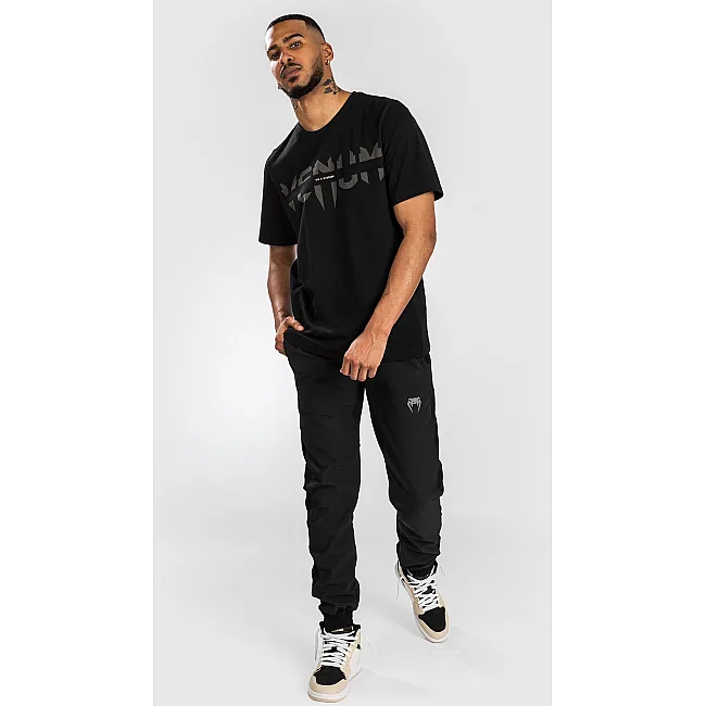 Футболка чоловіча VENUM On Mission Regular Fit Black