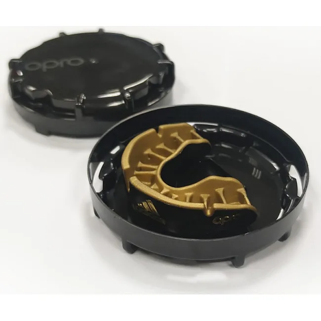 Капа для бокса взрослая Adidas Opro Gold (черный-золотой) Adidas ADIBP35