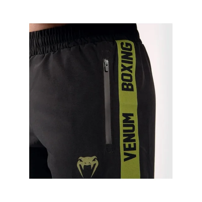 Спортивні шорти VENUM Boxing Lab - Black Green