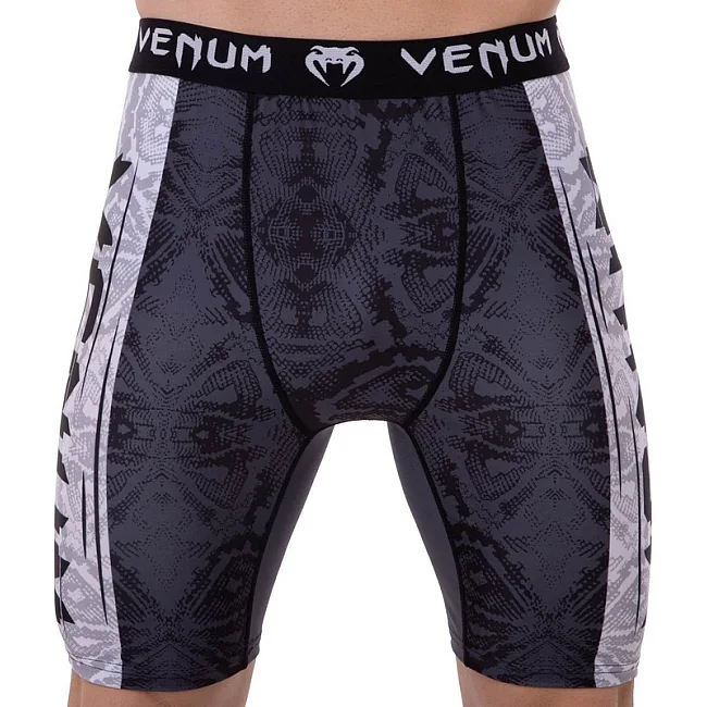 Компресійні шорти VENUM DK47