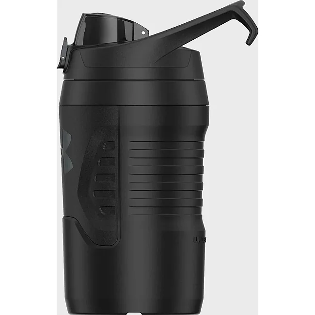 Бутылка UNDER ARMOUR Playmaker Jug 32oz черный 950 мл
