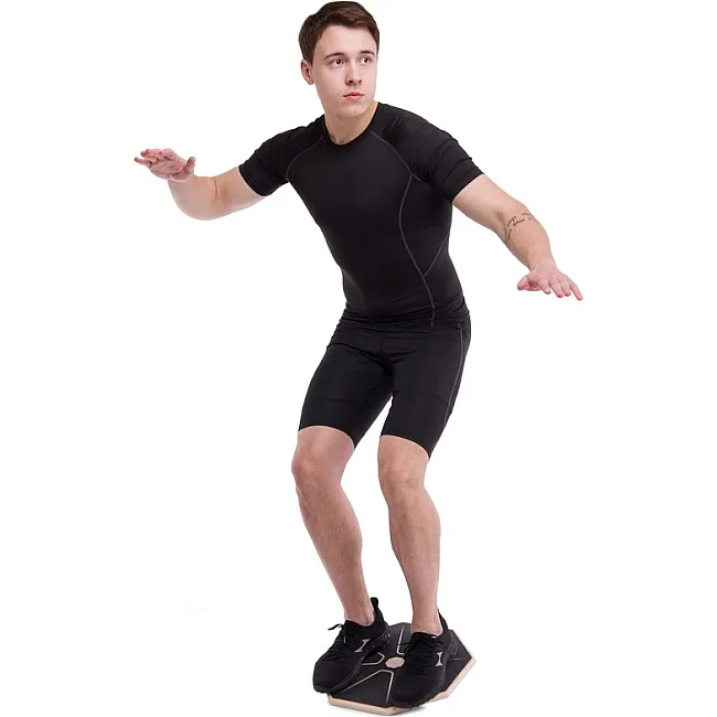 Балансировочный диск
 балансборд деревянный WOOD BALANCE BOARD ZELART
 FI-4013 39,5 см