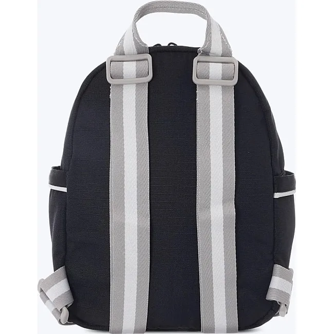 Женский рюкзак Nike NSW FUTURA 365 MINI BKPK-RETRO 6L черный 25 х 20 х 10 см