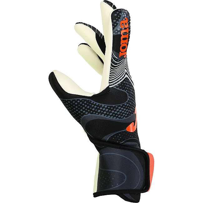 Вратарские перчатки
 профессиональные с защитой пальцев JOMA

 PANTHER 401361-108
 7-12 (Черный-белый)