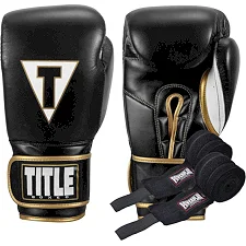 Боксерские перчатки TITLE Boxeo Mexican Leather Quatro Black/White (бинты 4м. в комплекте)