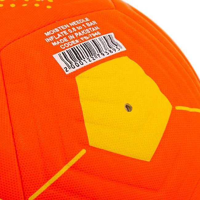 Футбольный мяч
 HYBRID BALLONSTAR BARCELONA FB-7946 №5 PU