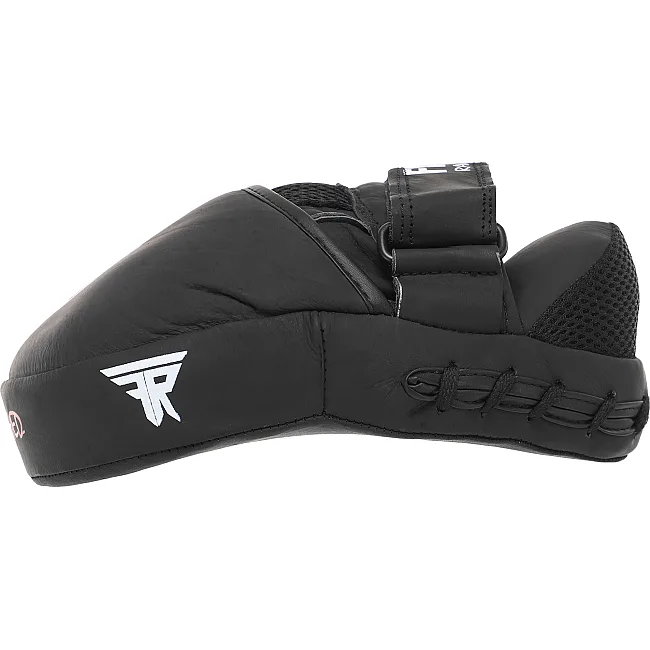 Лапа боксерская изогнутая тренировочная кожа FISTRAGE VL-4149 25х19х9см 2штуки (Черный-красный)