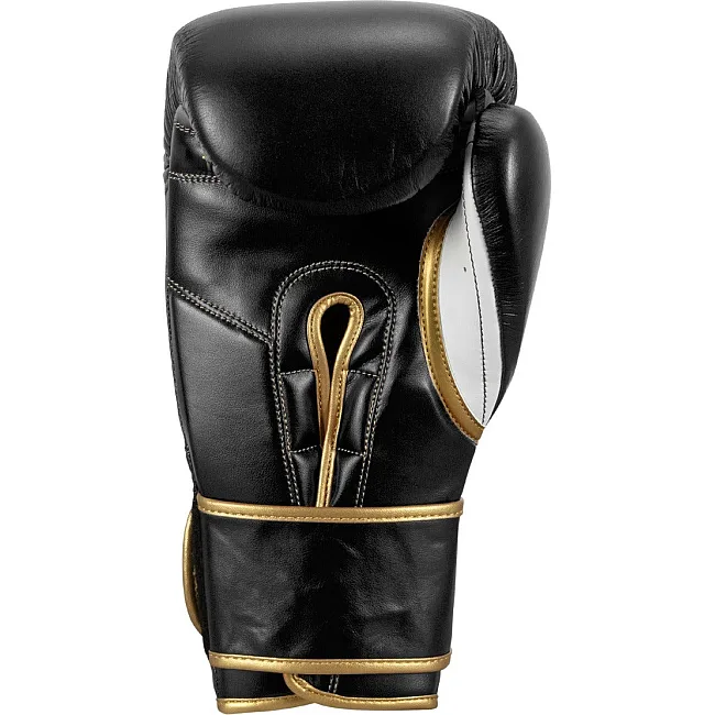 Боксерские перчатки TITLE Boxeo Mexican Leather Quatro Black/White (бинты 4м. в комплекте)