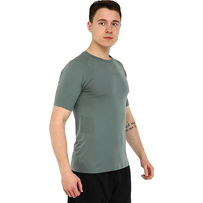 Футболка чоловіча JOMA

 INDOOR GYM R102973-477 (Оливковий)