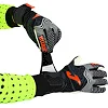 Вратарские перчатки
 профессиональные с защитой пальцев JOMA

 PANTHER 401361-108
 7-12 (Черный-белый)