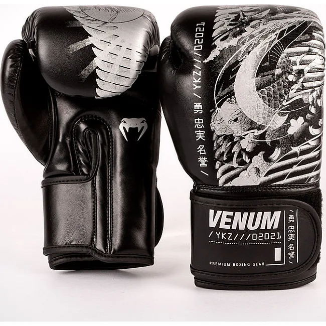 Перчатки детские для бокса VENUM YKZ21 For Black White