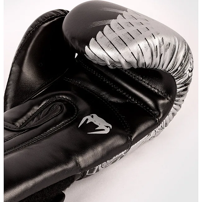Перчатки детские для бокса VENUM YKZ21 For Black White