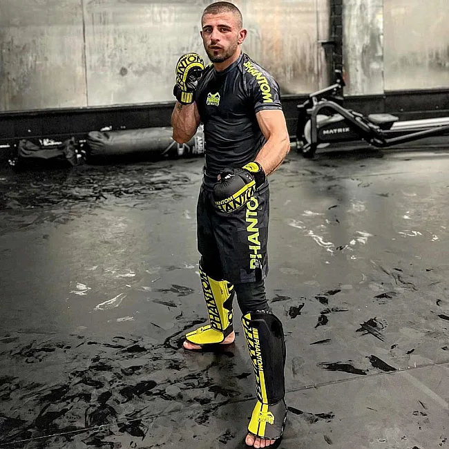 Перчатки для ММА Phantom APEX Sparring NEON (капа в подарок)