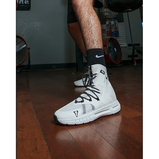 Боксерки для бокса TITLE Boxing High Point White Black