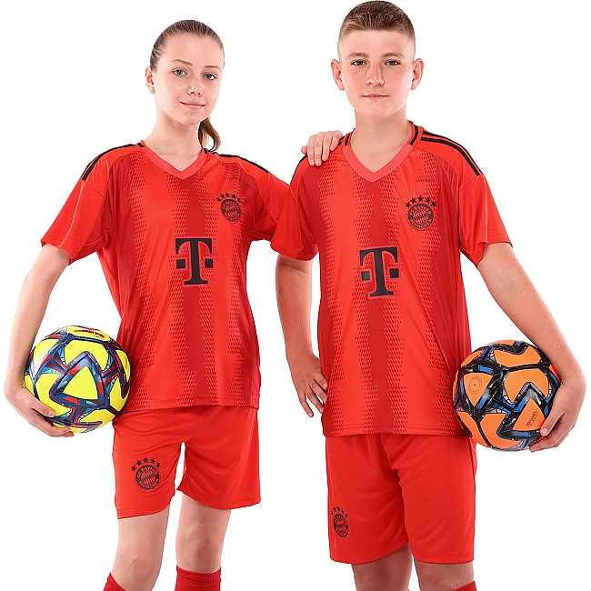 Футбольна форма дитяча із символікою клубу
 BAYERN MUNCHEN домашня 2025 SP-SPORT

 CO-4732 20-28 (Червоний)