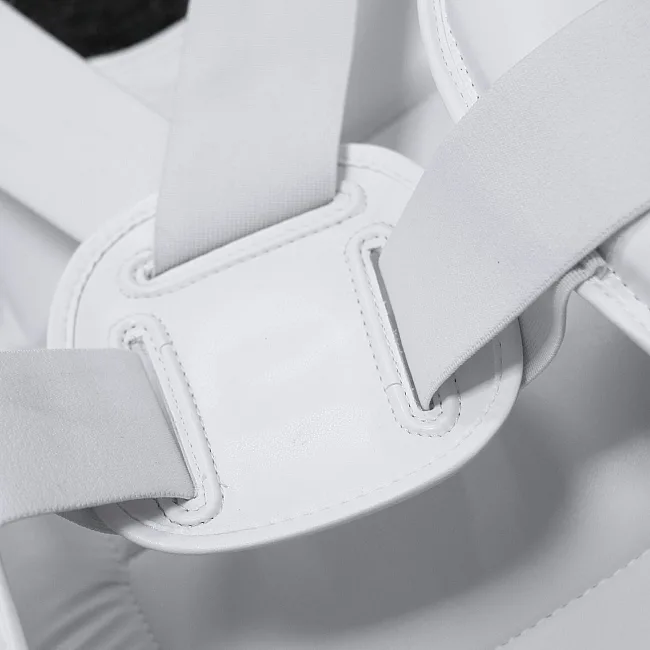 Защита туловища для детей с лицензией WKF | белый | Adidas AdiBPKID