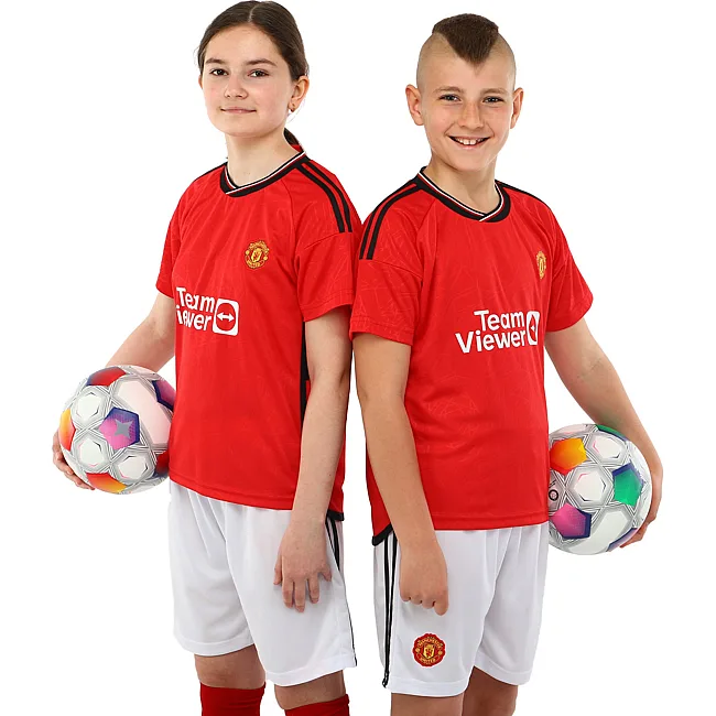 Футбольна форма дитяча із символікою клубу
 MANCHESTER UNITED домашня 2024 SP-SPORT
 CO-6216 20-28