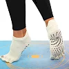 Носки для йоги и пилатеса с закрытыми пальцами нескользящие BLOOM YOGA SOCKS LB7081 (Белый)