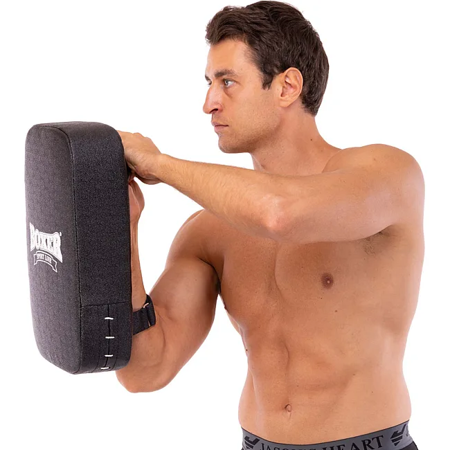 Макивара Прямая тренировочная для отработки ударов кирза BOXER
 1018-02 45х30х10см 1шт