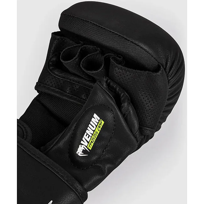 Рукавички MMA VENUM Training Camp 4,0 - Black/Neon Green