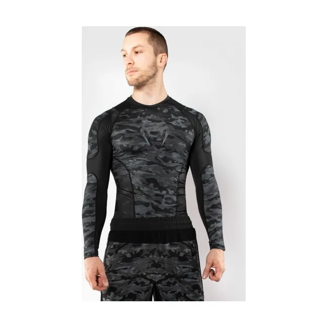 Рашгард VENUM Defender Long Sleeves Dark Camo