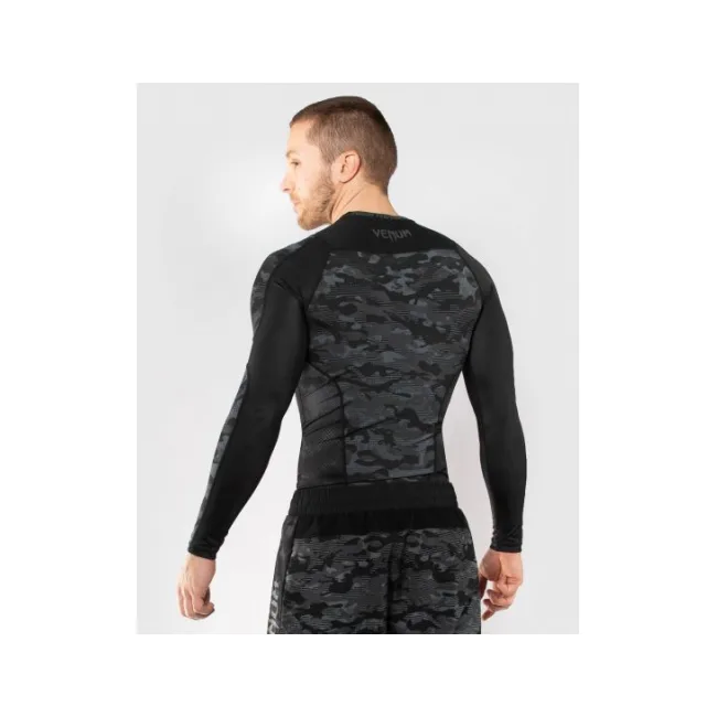 Рашгард VENUM Defender Long Sleeves Dark Camo