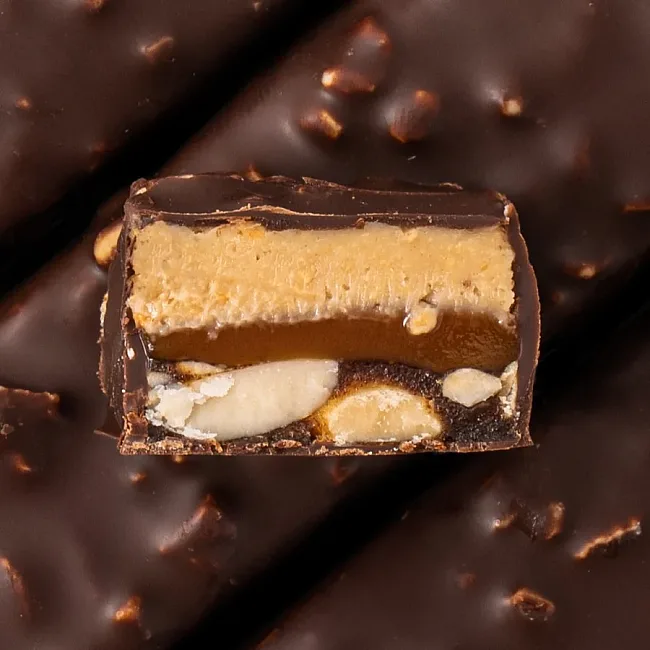 Шоколадный батончик Fizi Peanut Caramel
