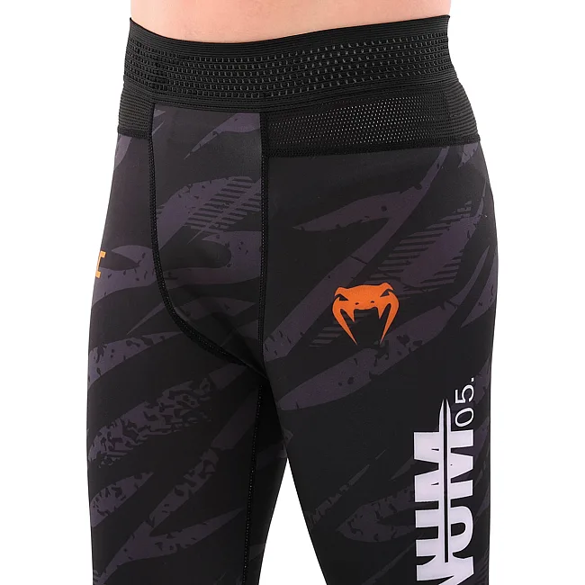 Компрессионные штаны леггинсы тайтсы детские VENUM
 UFC FIGHT WEEK 9640B XXS
-L (Черный)