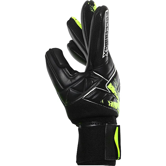Воротарські рукавички
 професійні із захистом пальців SOCCERMAX GK-4315
 7-11 (Чорний-лимонний)