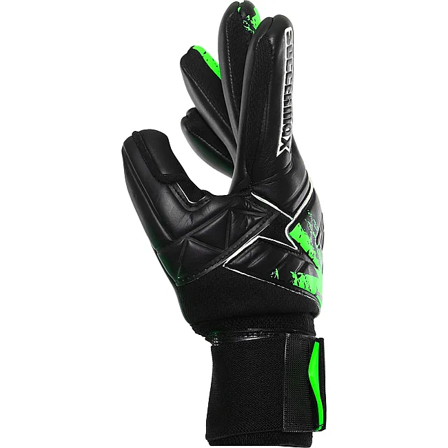 Воротарські рукавички
 професійні із захистом пальців SOCCERMAX GK-4315
 7-11 (Чорний-лимонний)