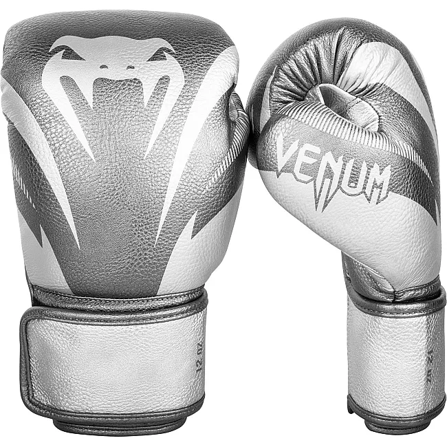 Боксерские перчатки Venum Impact