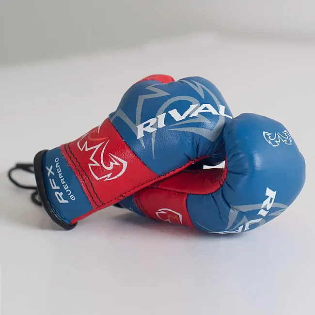 Брелок RIVAL Mini Leather