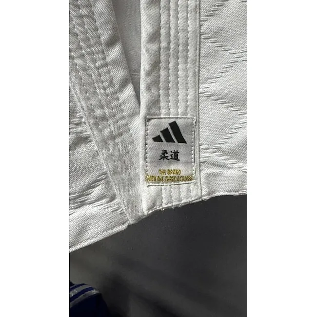 Кимоно для дзюдо Adidas Club J350P (белое с серым градиентом на плечах)