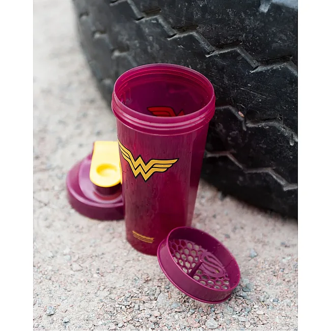 Спортивный шейкер SMARTSHAKE Lite 800мл DC Wonderwoman