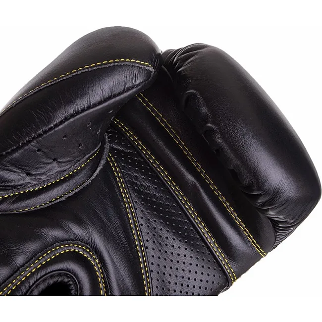 Боксерские перчатки кожаные UFC PRO Prem Hook & Loop UHK-75049 14 унций
