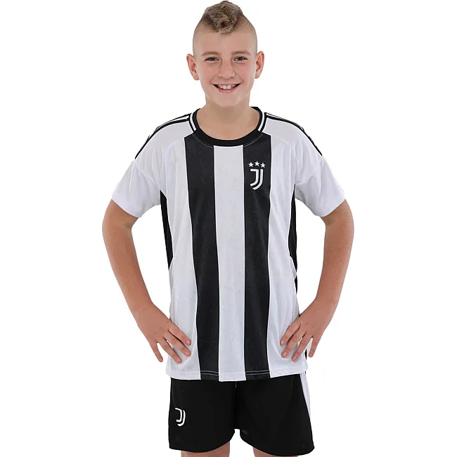 Футбольна форма дитяча із символікою клубу
 JUVENTUS домашня 2024 SP-SPORT

 CO-3731 115-160

см (Чорний-білий)