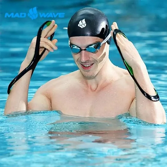 Лопатки вісімки для плавання ласти для рук MADWAVE
 Stroke Trainer M077001
