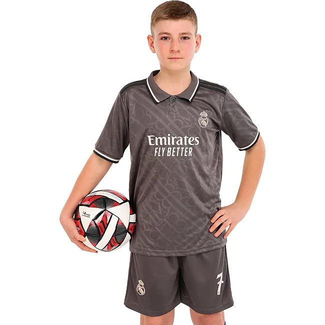 Футбольна форма дитяча із символікою клубу
 REAL MADRID VINI JR 7 резервна 2025 SP-SPORT

 CO-4648 20-30 (Сірий)