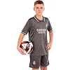 Футбольна форма дитяча із символікою клубу
 REAL MADRID VINI JR 7 резервна 2025 SP-SPORT

 CO-4648 20-30 (Сірий)