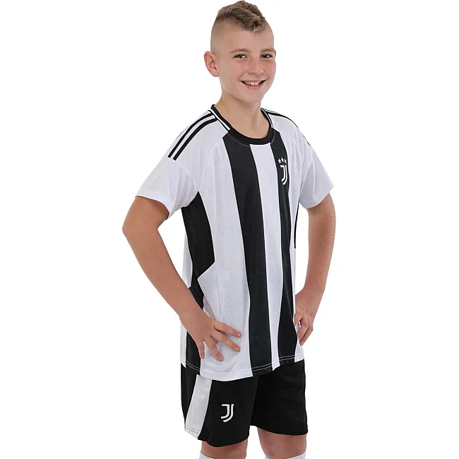 Футбольна форма дитяча із символікою клубу
 JUVENTUS домашня 2024 SP-SPORT

 CO-3731 115-160

см (Чорний-білий)