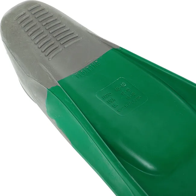 Ласты
 MADWAVE
 M074605812W
 46-48