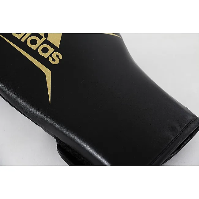 Боксерські рукавички Adidas Speed 75